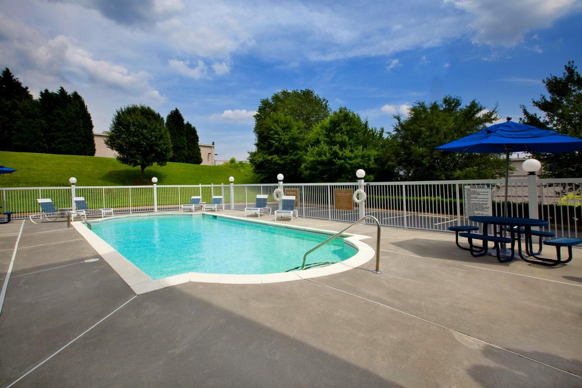 Four Points By Sheraton Charlotte/Pineville Zewnętrze zdjęcie